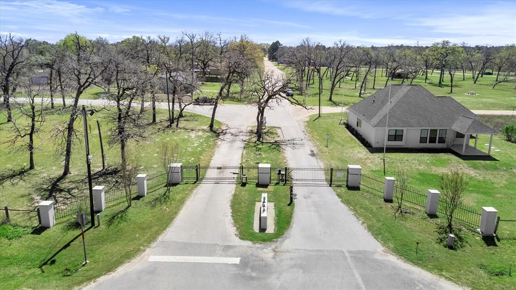 26364 Deerwood Drive, Hempstead, Texas image 2