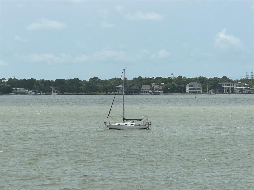 3663 Nasa Parkway #601, Seabrook, Texas image 32