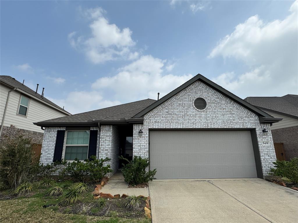 5431 Tourmaline Way, Brookshire, Texas image 1