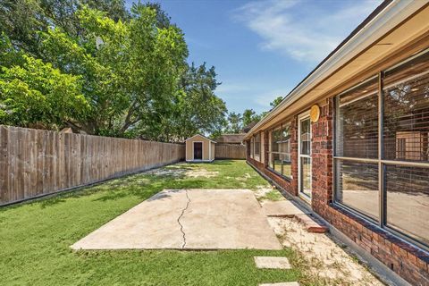 A home in Pearland