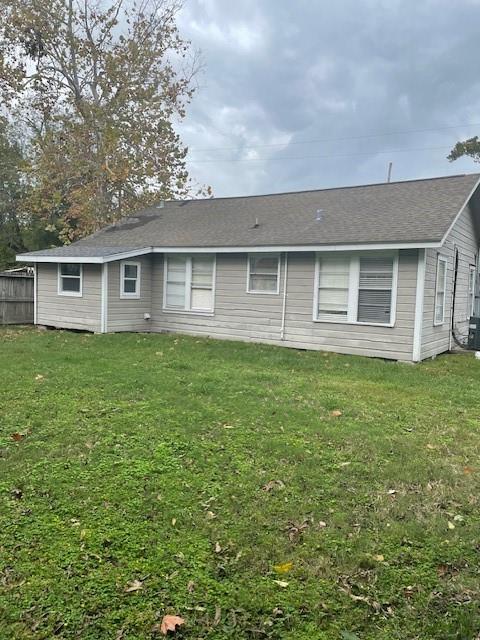 301 Pearce Avenue, Baytown, Texas image 4