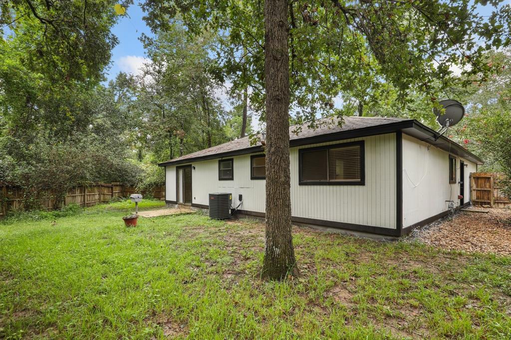 24 E Bigelow Oak Court, Spring, Texas image 18