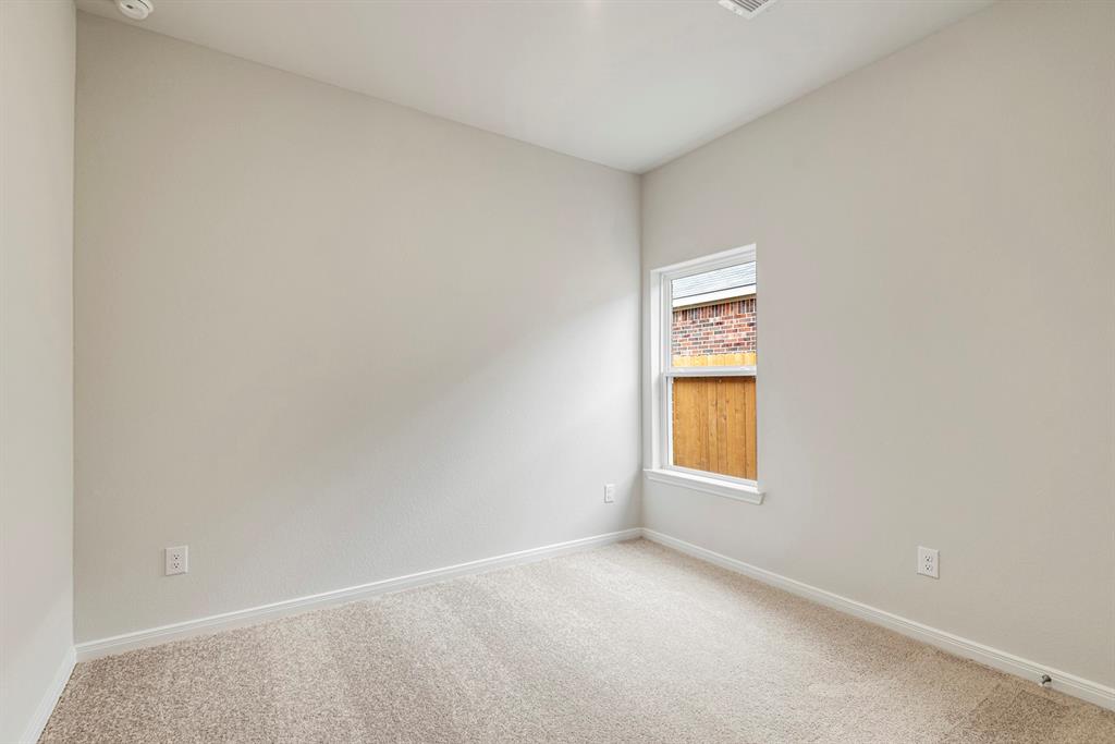 208 Light Summit Drive, Katy, Texas image 6
