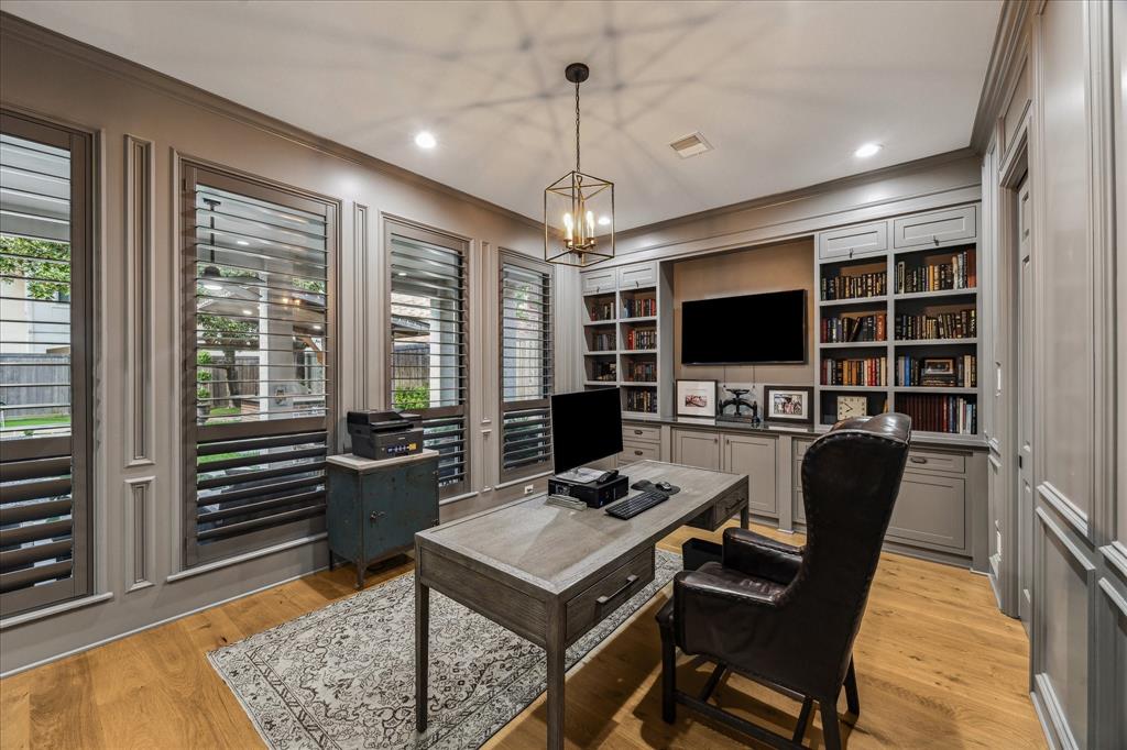 Bellaire, Texas 77401, United States, 4 Bedrooms Bedrooms, ,3 BathroomsBathrooms,Residential,Active,155247