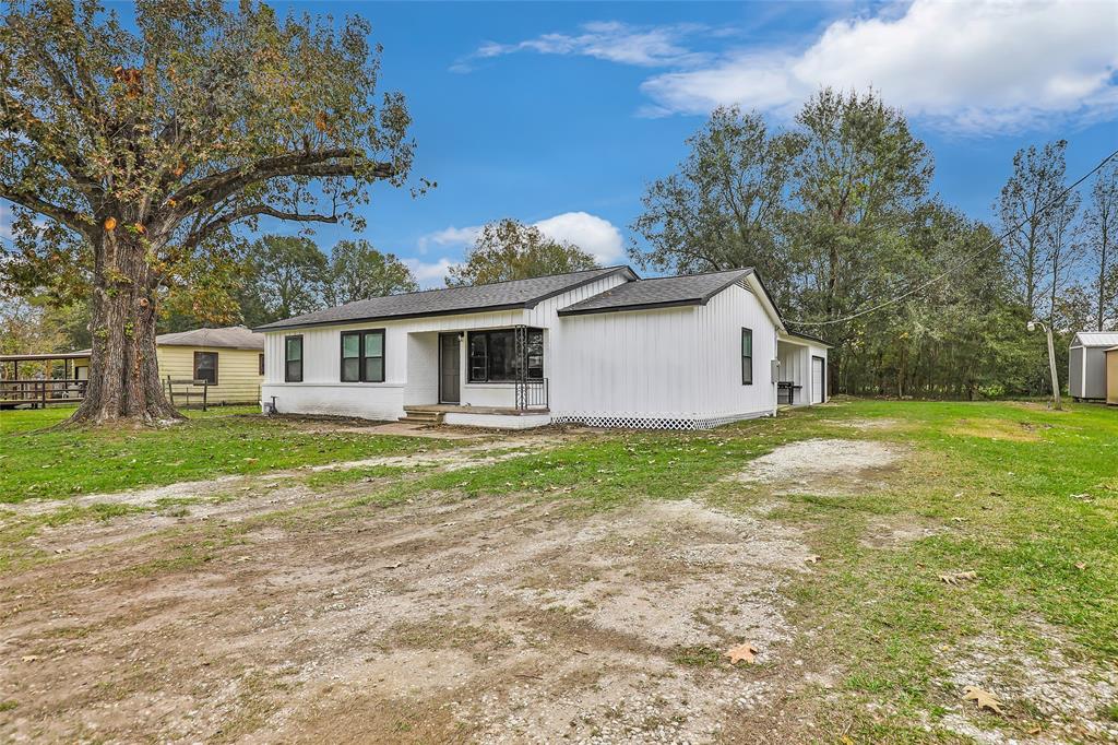 193 County Road 2359, Hardin, Texas image 22