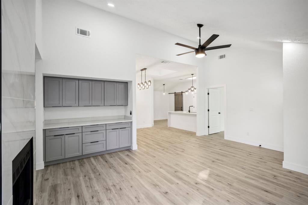 11615 Henley Drive, Houston, Texas image 13