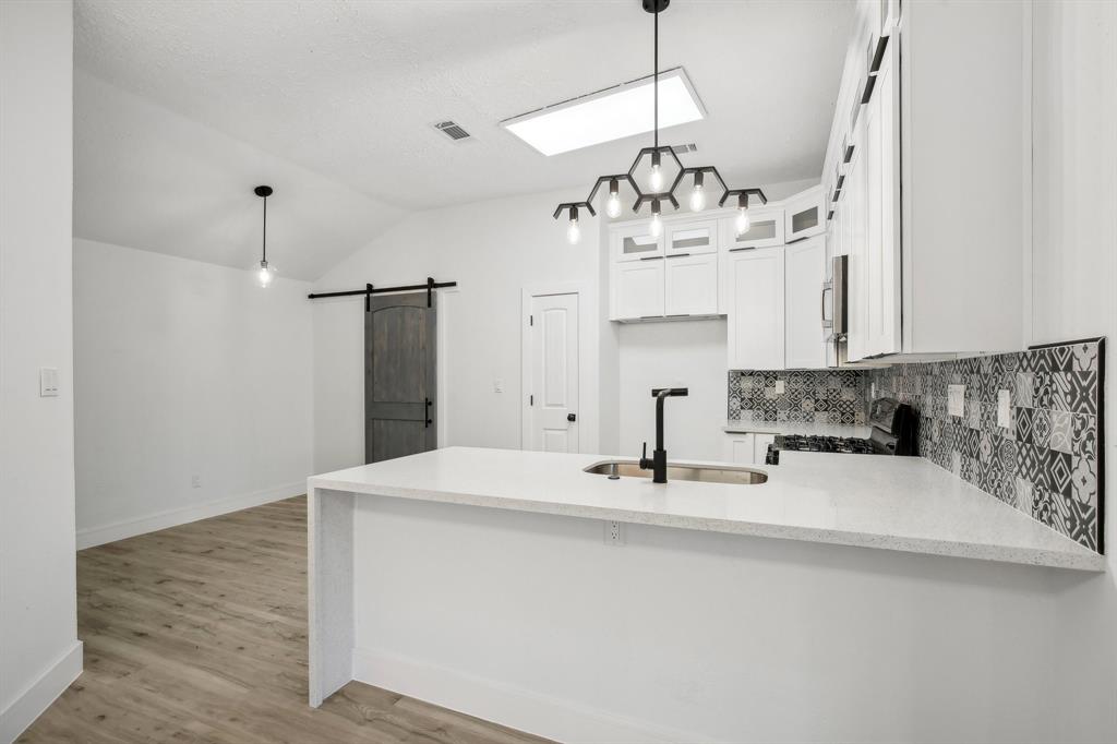 11615 Henley Drive, Houston, Texas image 8