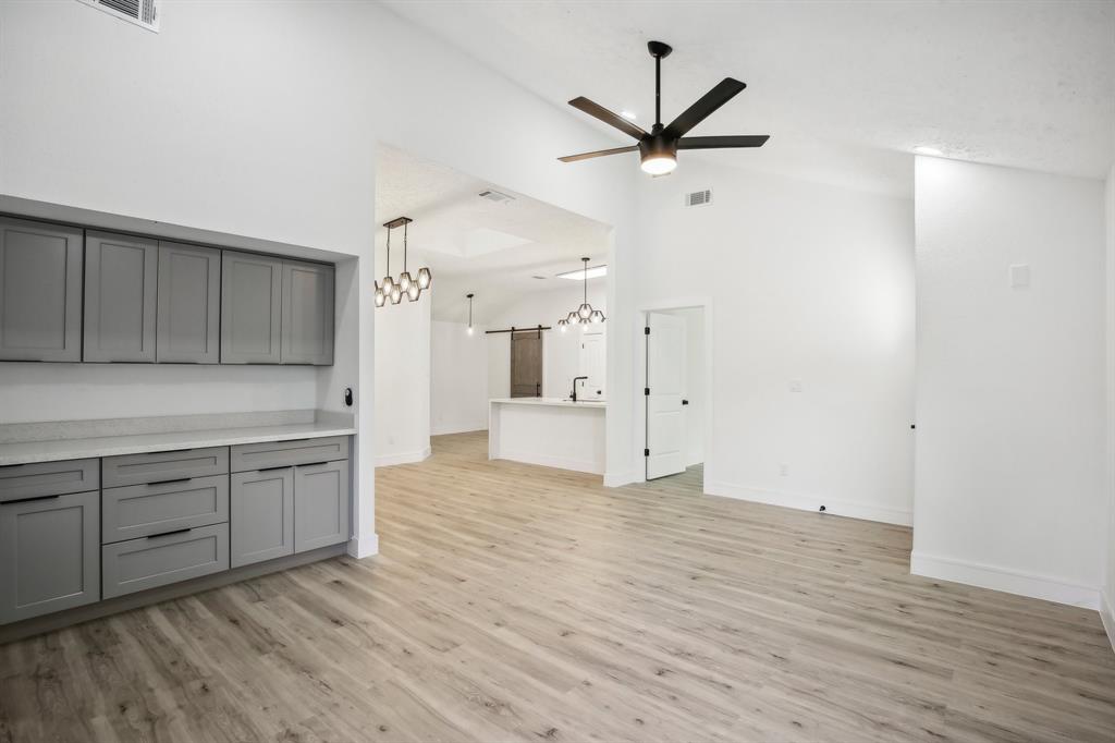 11615 Henley Drive, Houston, Texas image 6