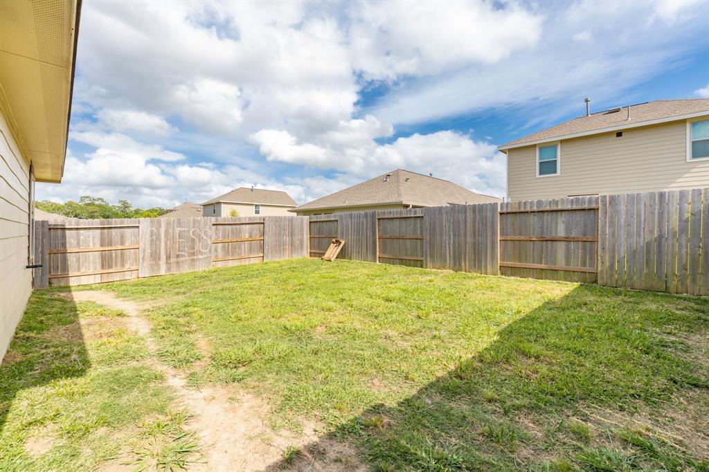 2007 Ballesteros Street, Crosby, Texas image 27