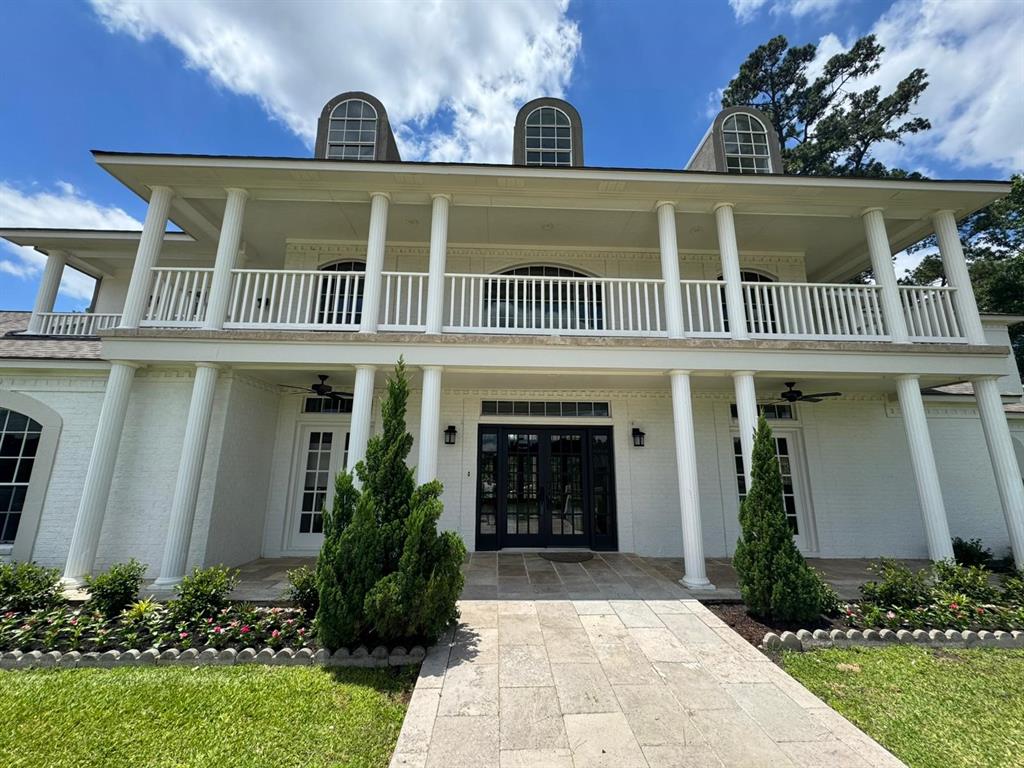 27165 Kestrel Trail