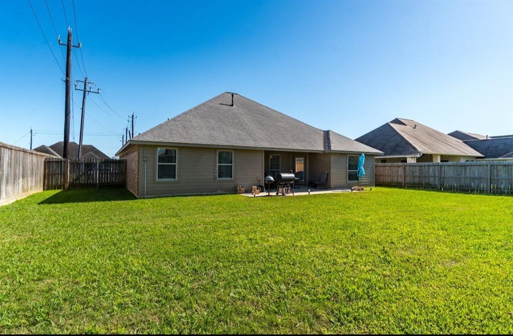 114 Cinnamon Ln Lane, Lake Jackson, Texas image 20