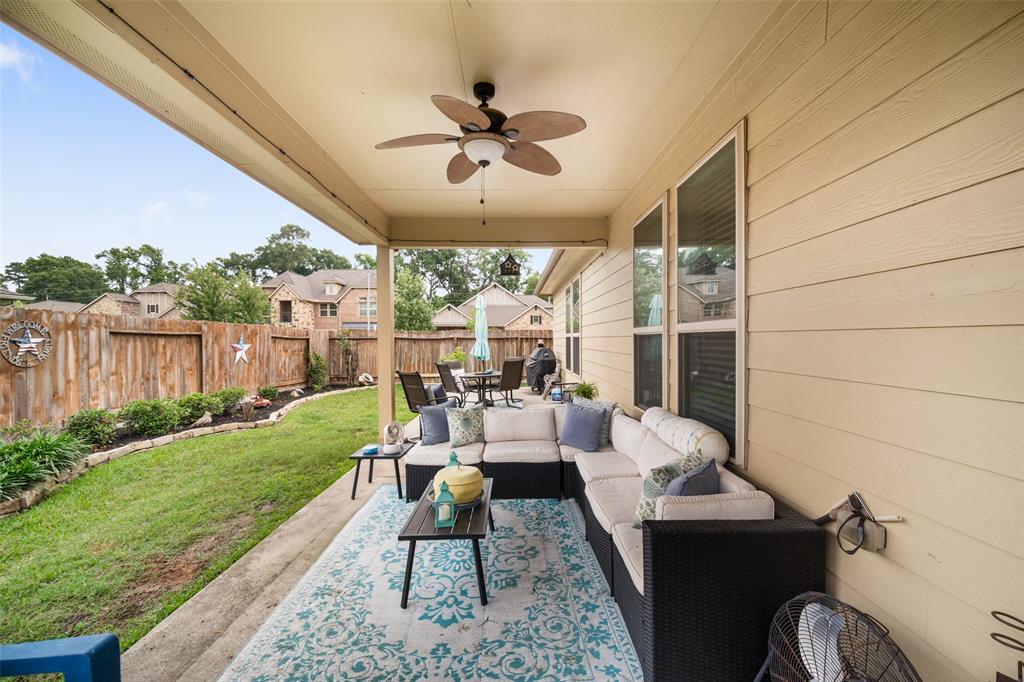 7402 Melody Mist Drive, Spring, Texas image 33