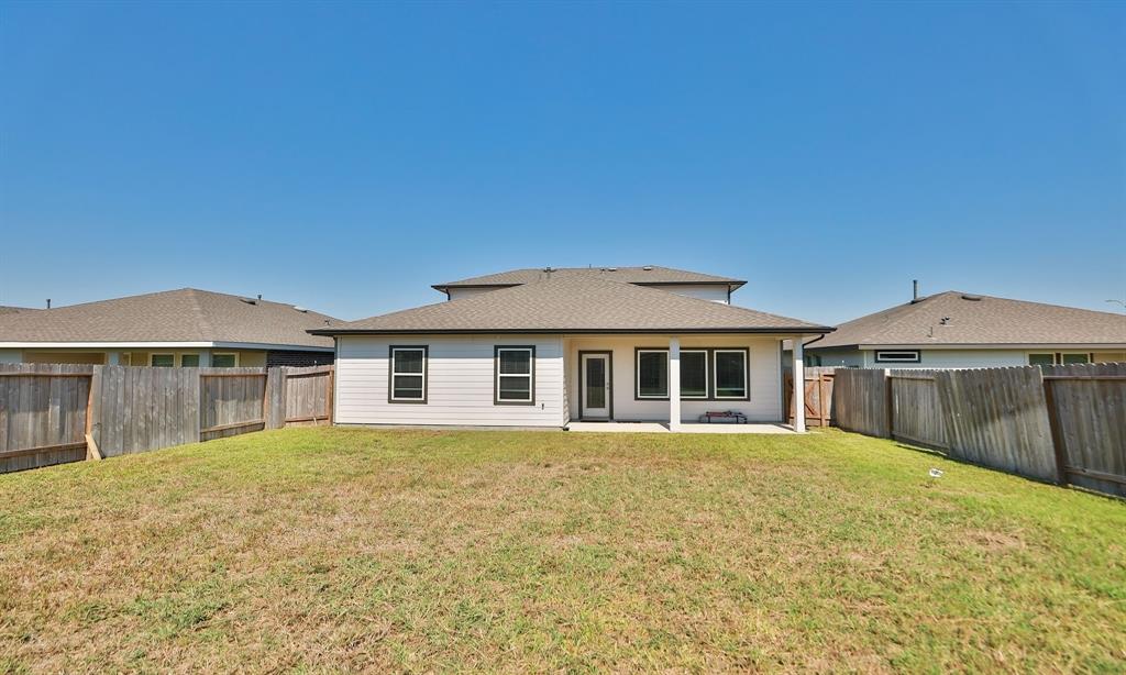 722 Hearth Manor Drive, Rosharon, Texas image 35