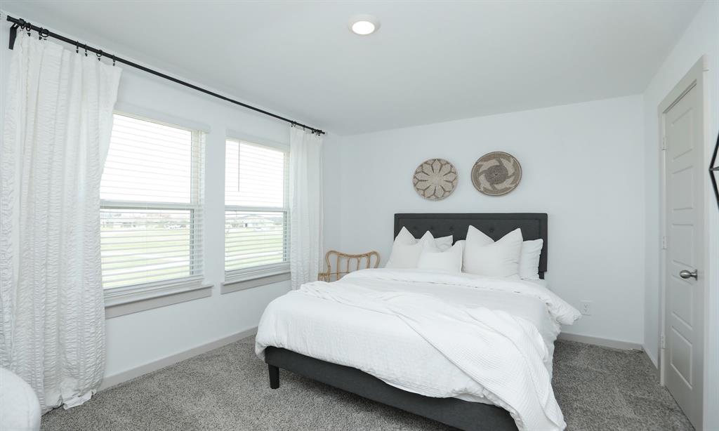 722 Hearth Manor Drive, Rosharon, Texas image 31