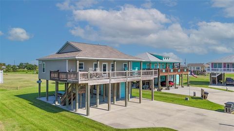 A home in Crystal Beach