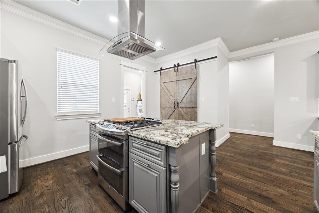 1112 Walton Street, Houston, Texas image 11