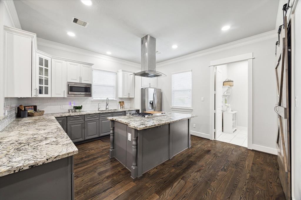 1112 Walton Street, Houston, Texas image 12