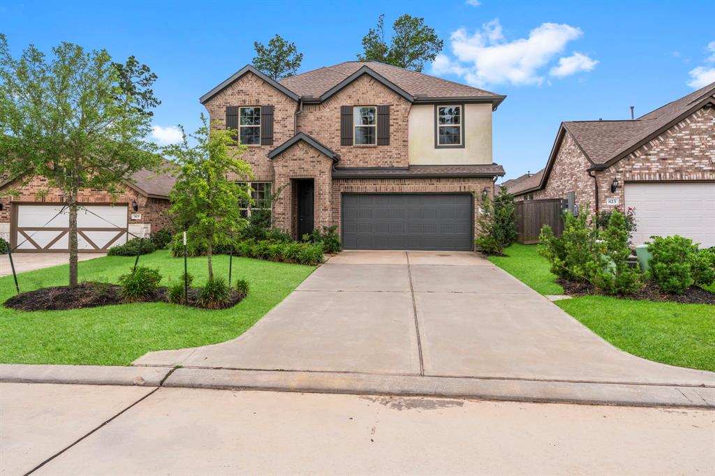 819 Spruce Pine Drive
