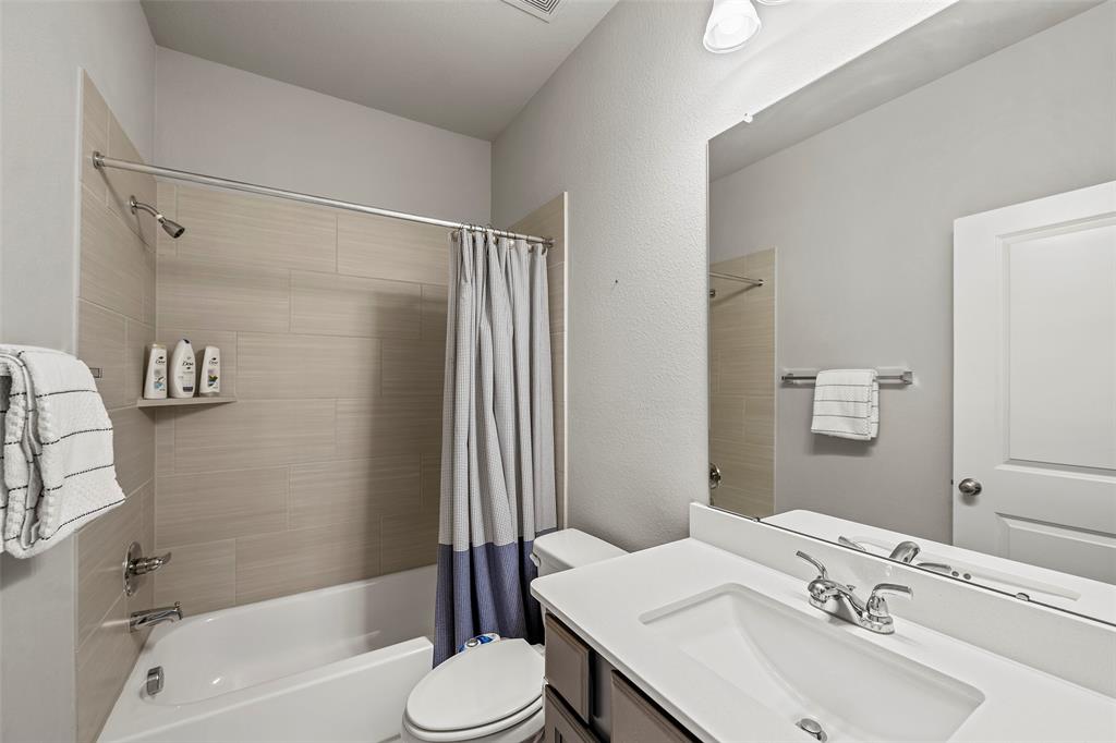 10230 Peytons Grace Lane, Cypress, Texas image 37