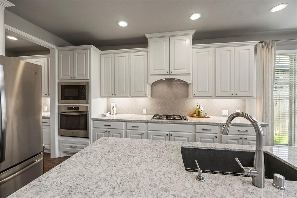 10230 Peytons Grace Lane, Cypress, Texas image 10