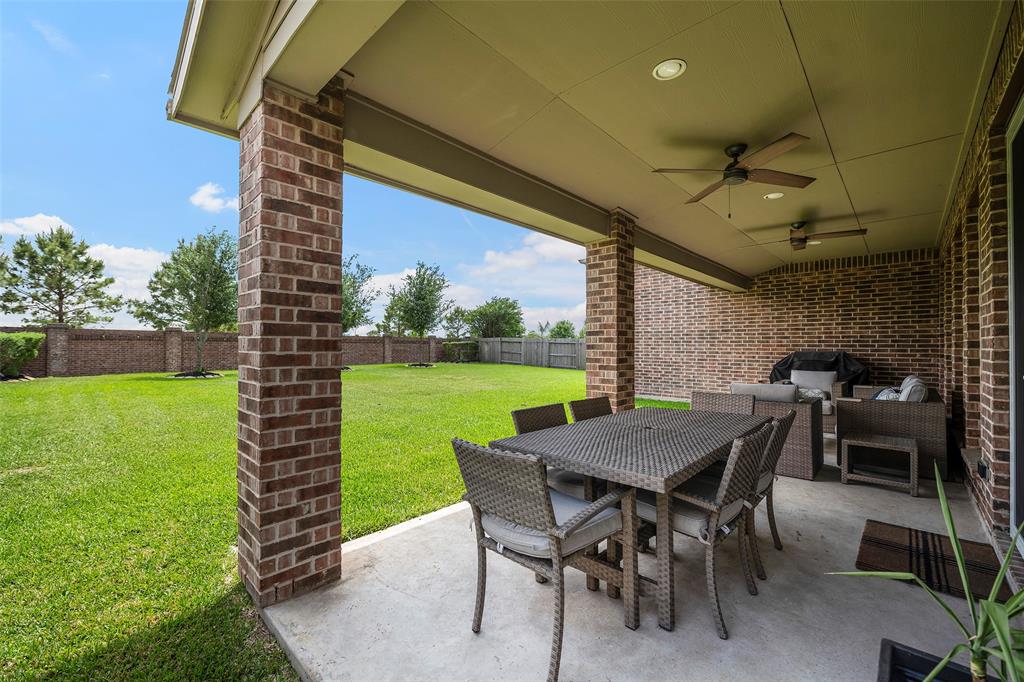 10230 Peytons Grace Lane, Cypress, Texas image 15