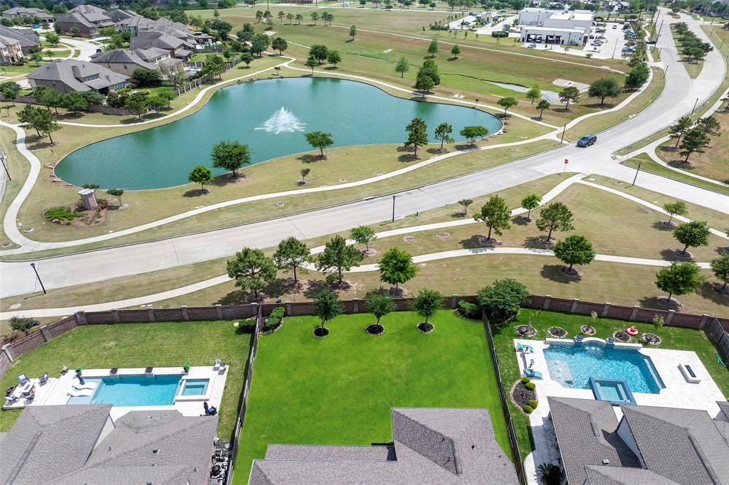 10230 Peytons Grace Lane, Cypress, Texas image 50