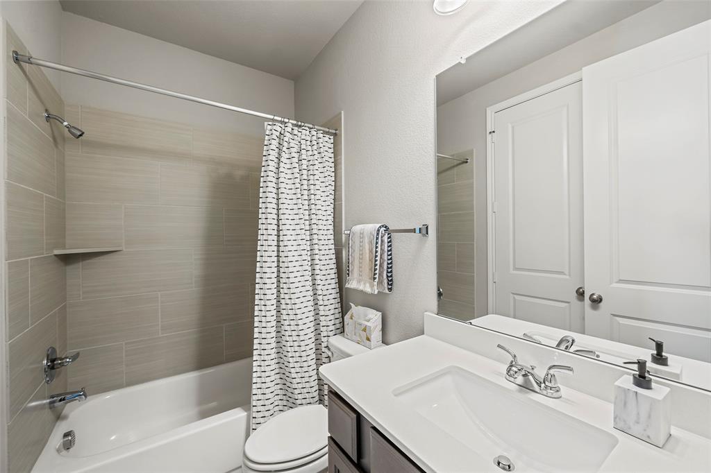 10230 Peytons Grace Lane, Cypress, Texas image 27