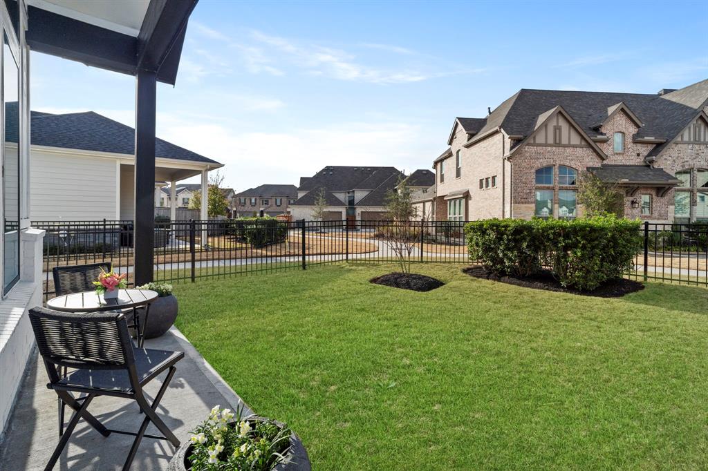 18226 Shoreline Vista Lane, Cypress, Texas image 45
