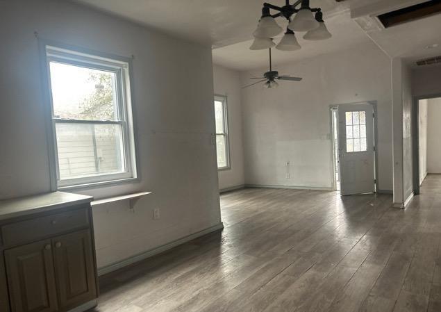 2413 Leal Street, San Antonio, Texas image 14