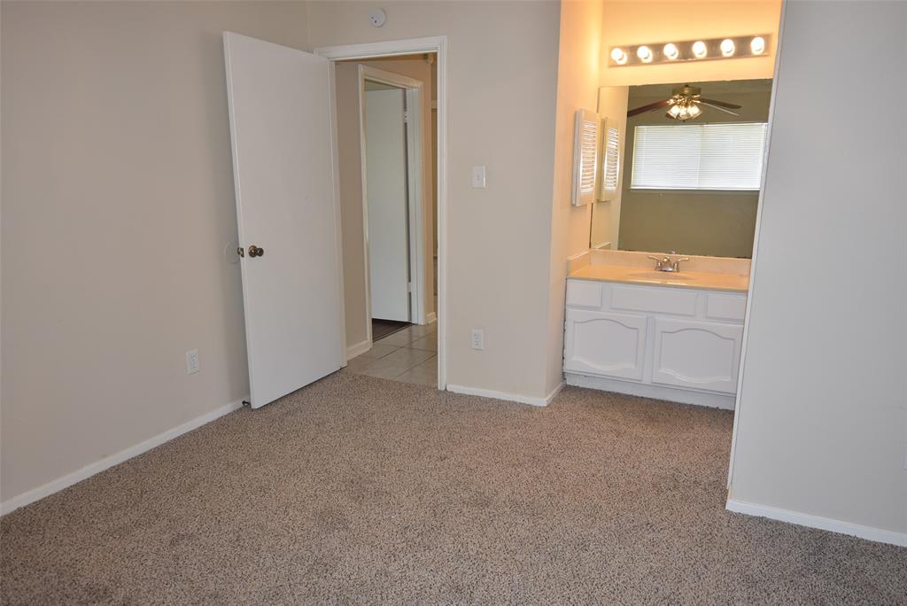8115 Swan Meadow Lane, Humble, Texas image 10