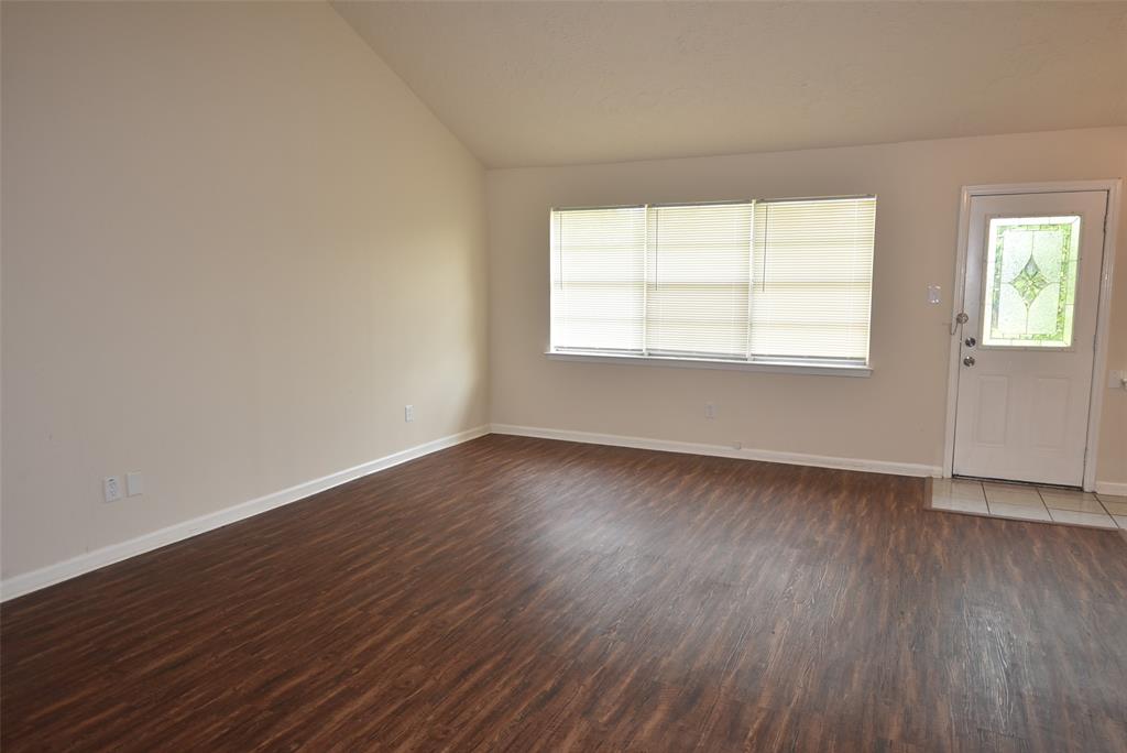 8115 Swan Meadow Lane