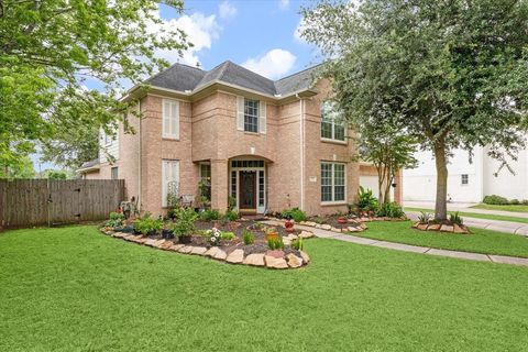 Single Family Residence in Houston TX 4103 Oak Blossom Court.jpg