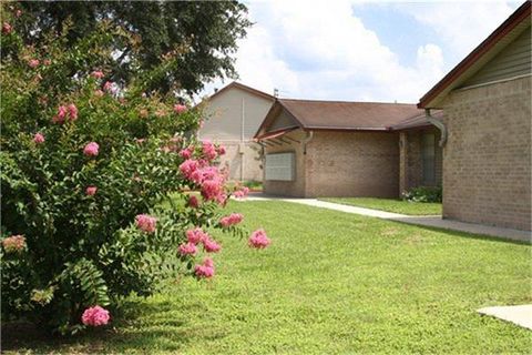 1301 S Tyler Street Beeville TX 78102