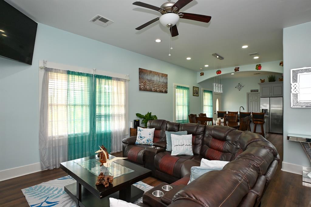 1229 County Road 5015