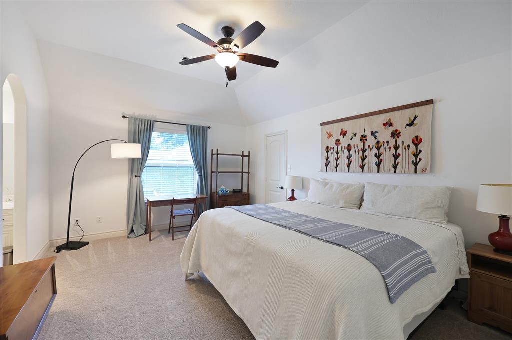 5451 Harvest Oak Landing Drive, Spring, Texas image 34
