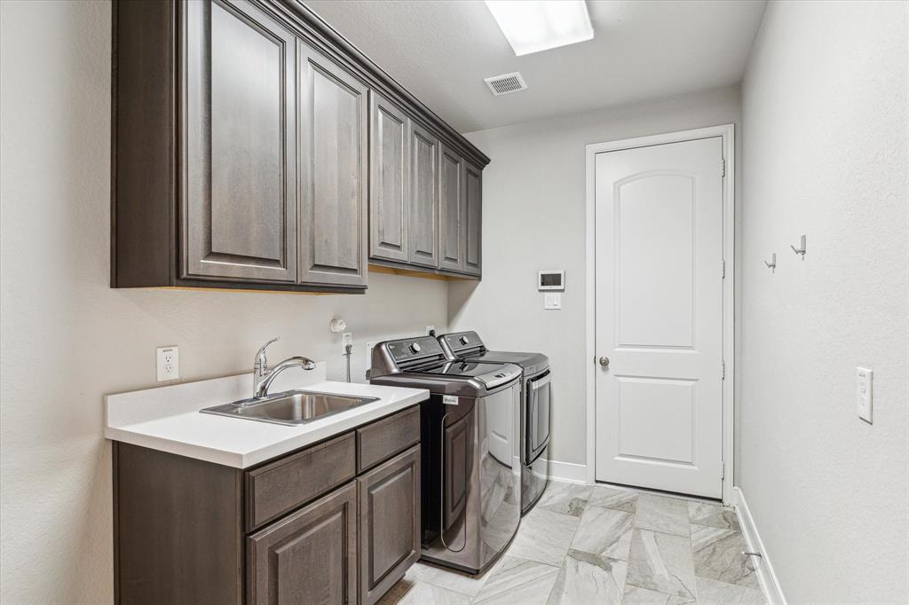 90 Birch Canoe Drive, Tomball, Texas image 27