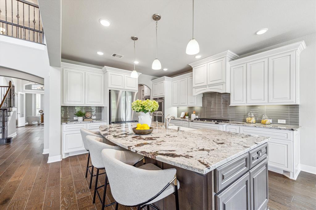 90 Birch Canoe Drive, Tomball, Texas image 12