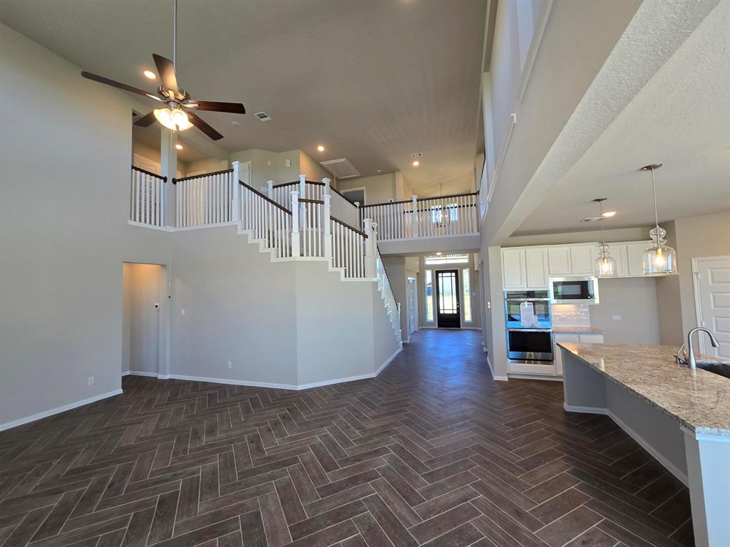 4033 Ranch Home Drive, Waller, Texas image 7