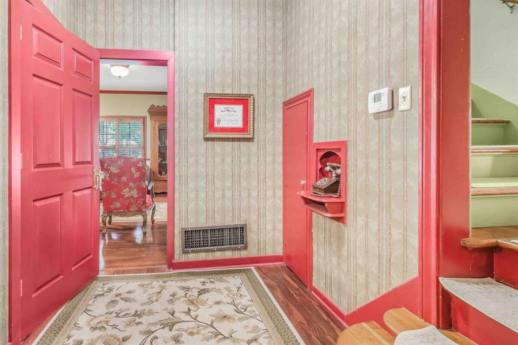 1106 Avenue O, Huntsville, Texas image 14