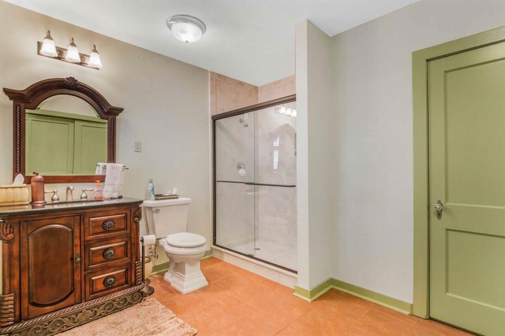 1106 Avenue O, Huntsville, Texas image 22