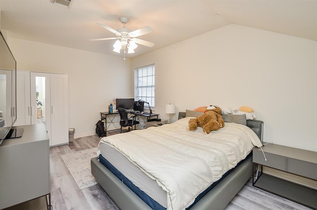 2003 Birnam Wood Drive, Sugar Land, Texas image 30