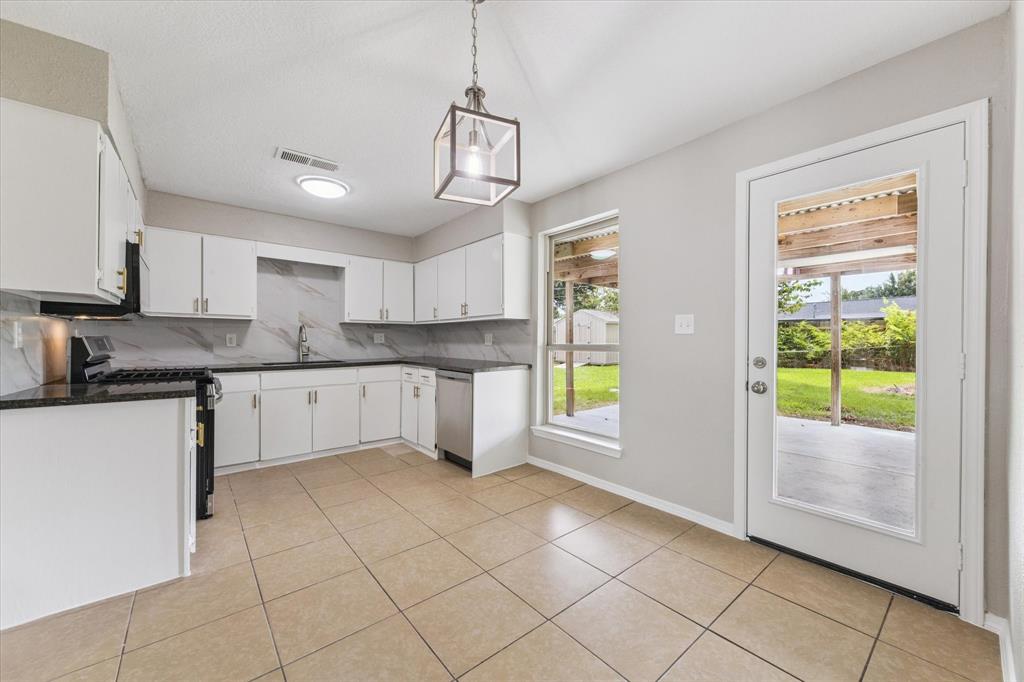 2326 Estate Drive