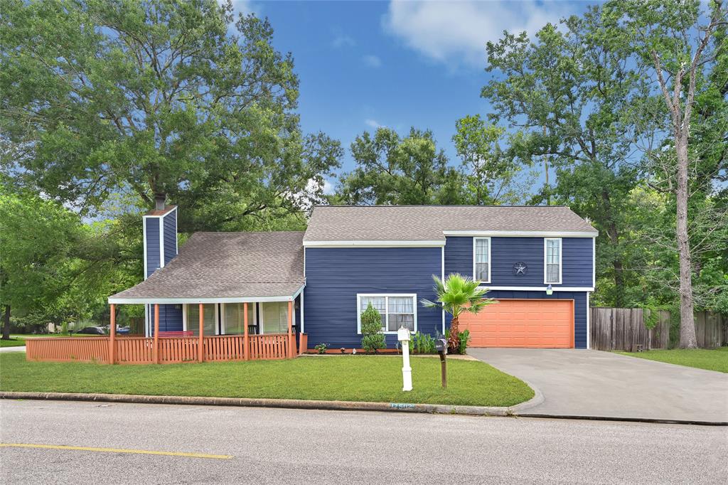 17502 S Compass Rose Circle