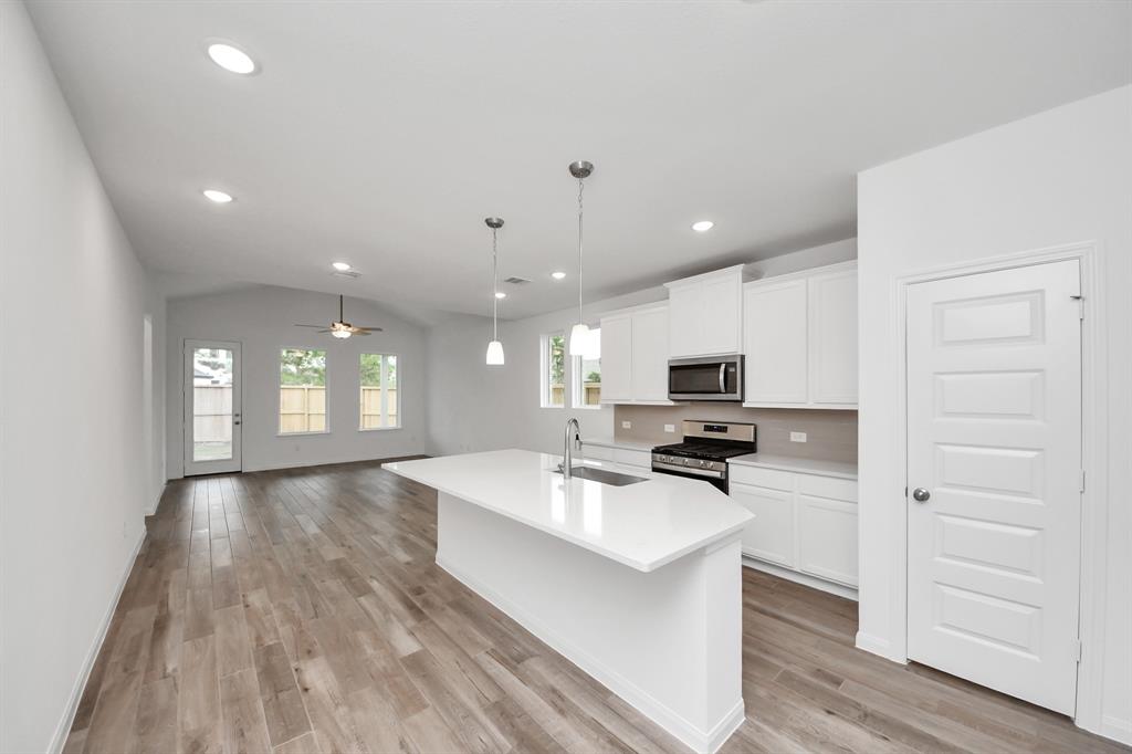 24727 Harrow Meadow Drive, Katy, Texas image 15