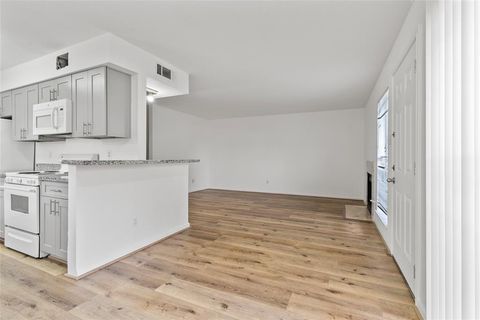 6500 Sands Point Drive 107 Houston TX 77074