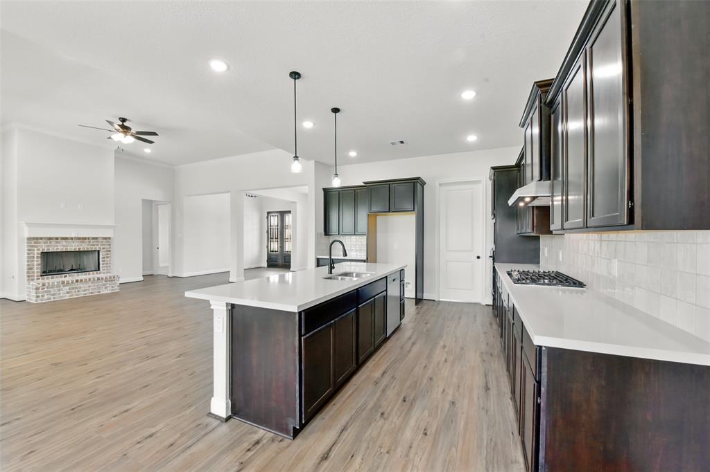 6411 Tomahawk Dr, Baytown, Texas image 3