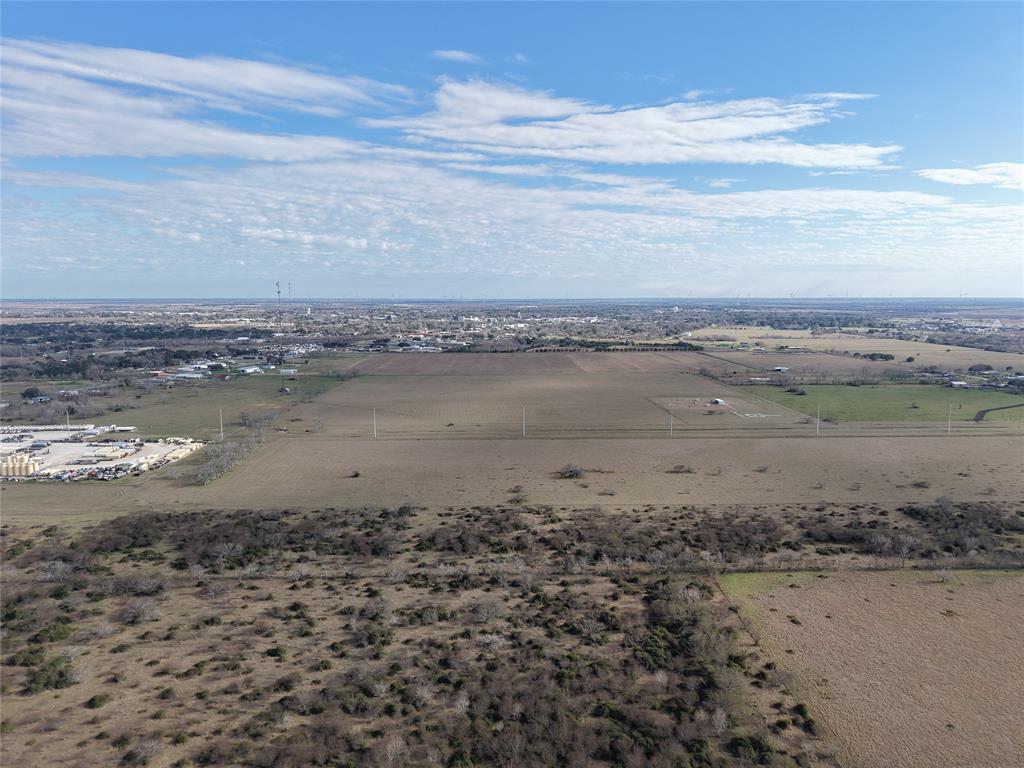 710 Avenue F, Bay City, Texas image 11