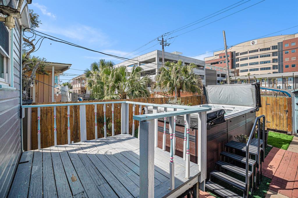 806 Church Street, Galveston, Texas image 29