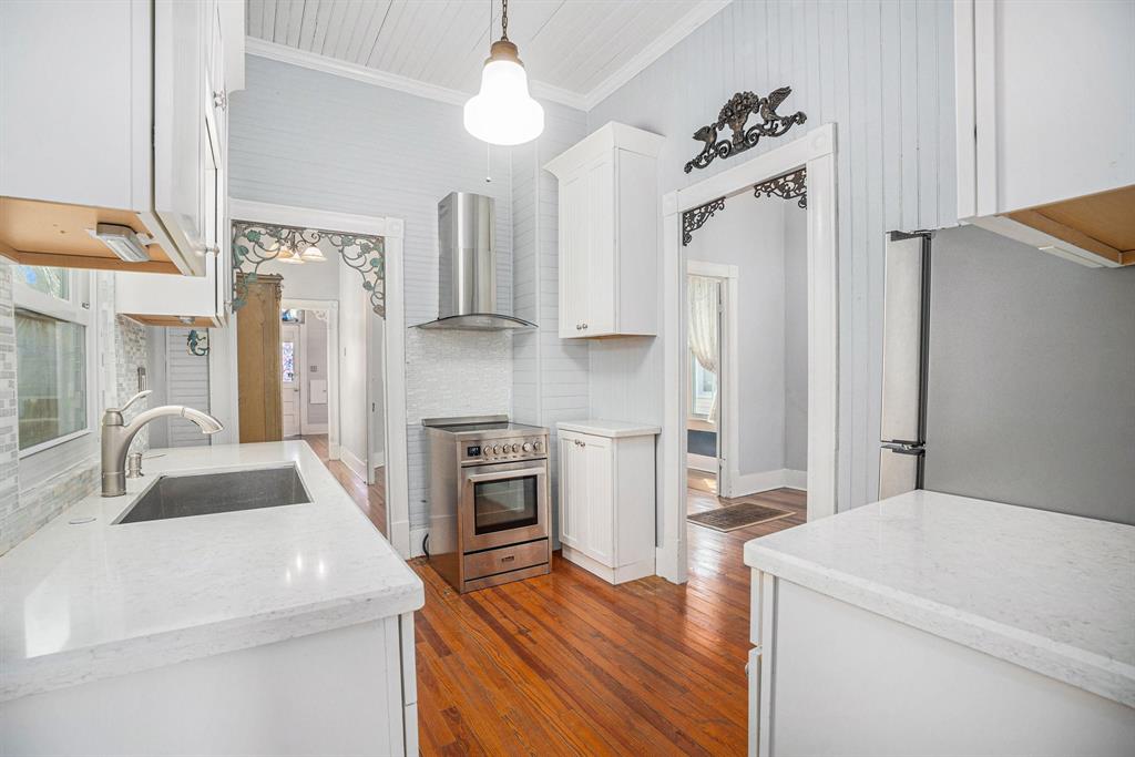 806 Church Street, Galveston, Texas image 15