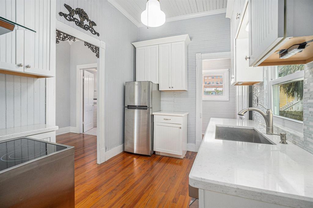 806 Church Street, Galveston, Texas image 14